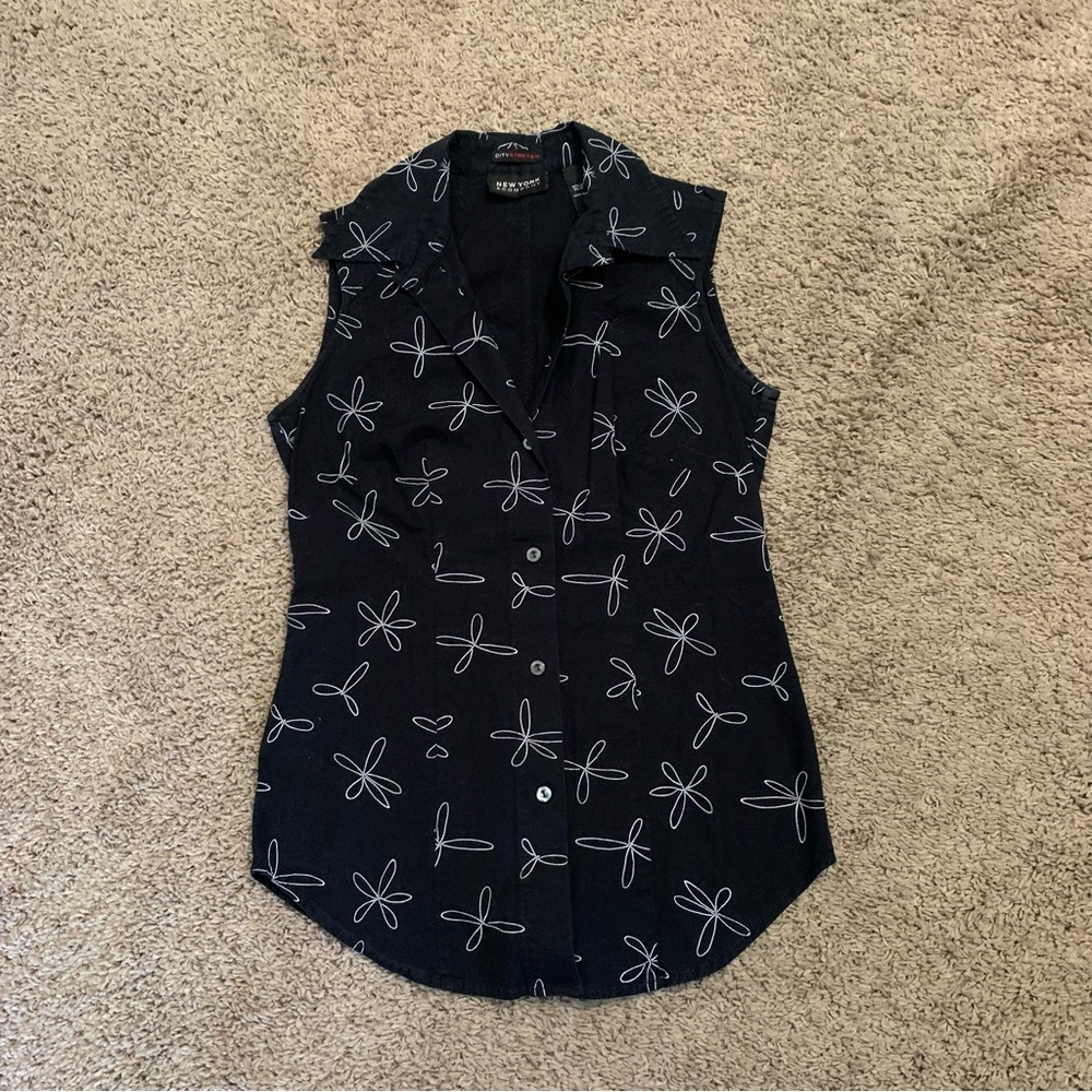 New York & Company Sleeveless Black and White Blouse XS